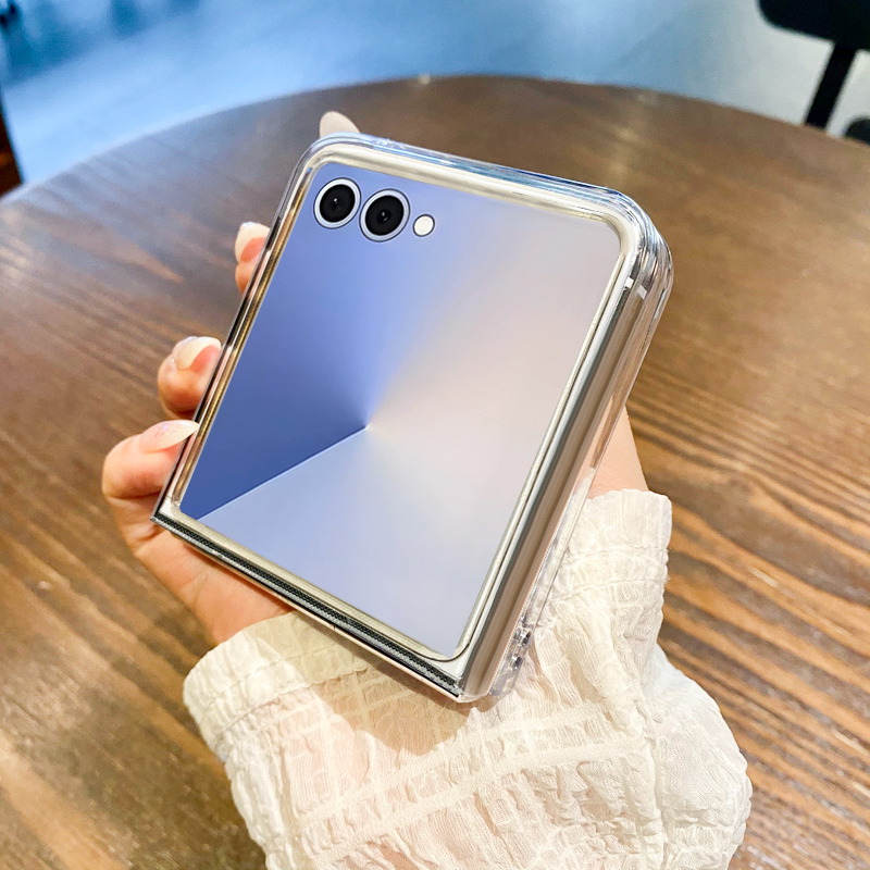 Noel Kardan Adam Geyik Telefon - Phone Cases Z Flip 6 incelemesi ve fiyatı
